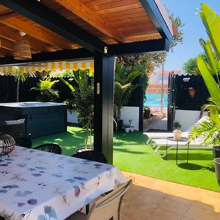 Feriehus Oasis With Jacuzzi