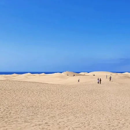 Oasis With Jacuzzi 펜션 플라야 델 잉글스