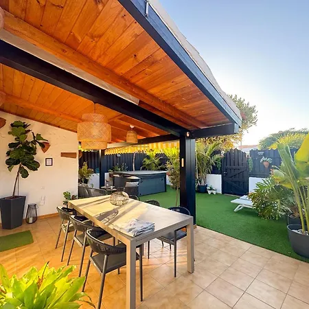 Oasis With Jacuzzi 普拉亚戴尔雷安格莱斯