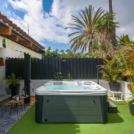 Oasis With Jacuzzi * Playa del Inglés