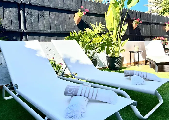 Oasis With Jacuzzi بلايا ديل إنغلز