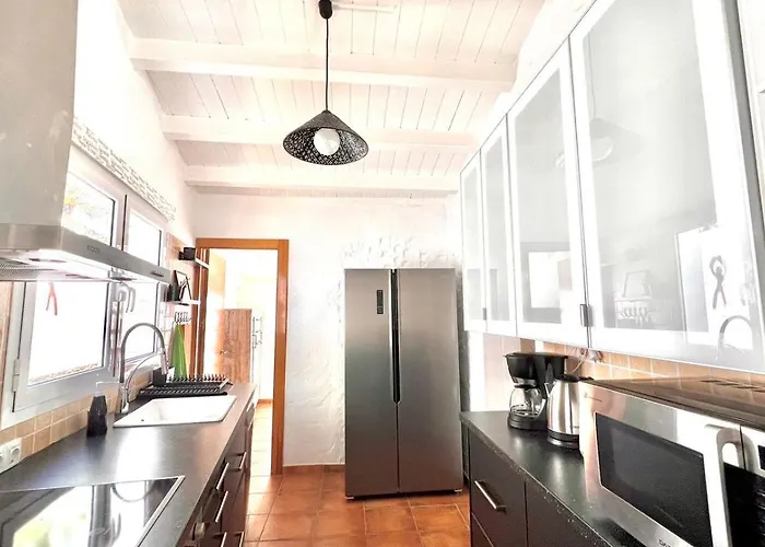 Holiday home Oasis With Jacuzzi *