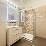 Holiday home Oasis With Jacuzzi *