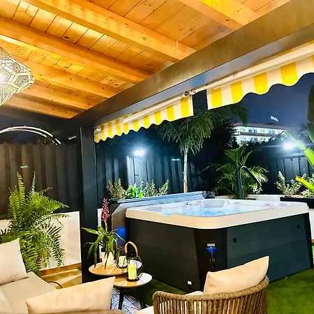 Nyaraló Oasis With Jacuzzi Playa del Inglés