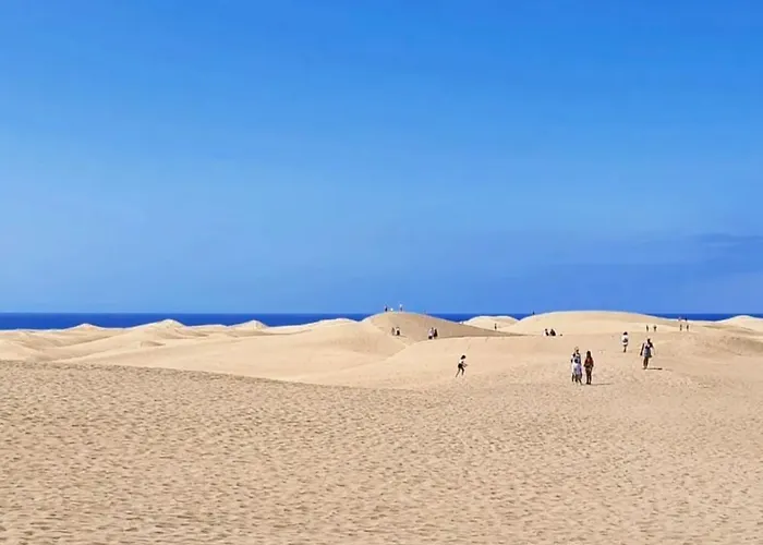 Oasis With Jacuzzi Будинок відпочинку Плайя-дель-Інглес