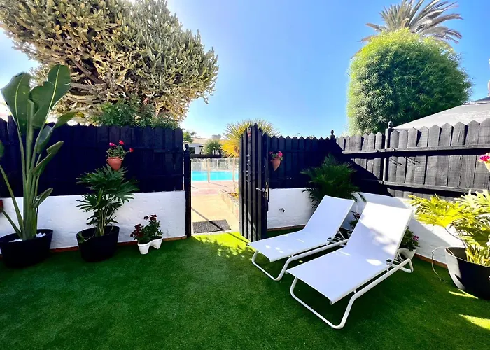 Vakantiehuis Oasis With Jacuzzi